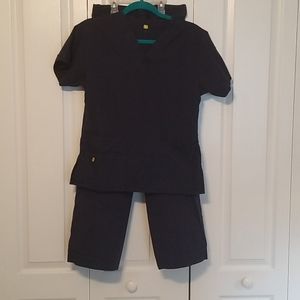Wonder Wink Navy Blue Scrub Set